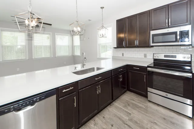 $2,100 | 7861 Montview Road, North Charleston, SC 29418