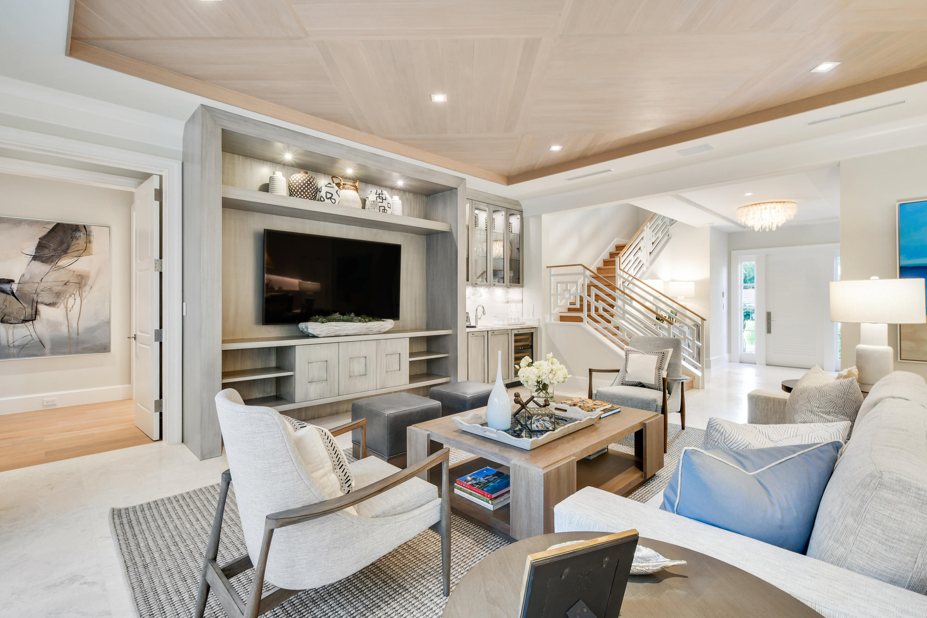 266 Fairview Road Palm Beach, FL 33480 - Photo 8 of 40 266_Fairview_Road_08