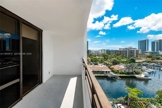 $3,600 | 2500 Parkview Drive, Unit 821, Hallandale Beach, FL 33009