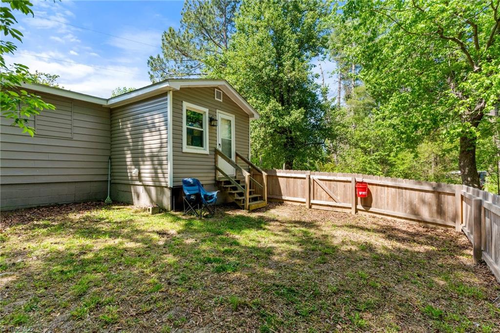 521 Cynthia Road Greensboro, NC 27406 - Photo 31 of 43