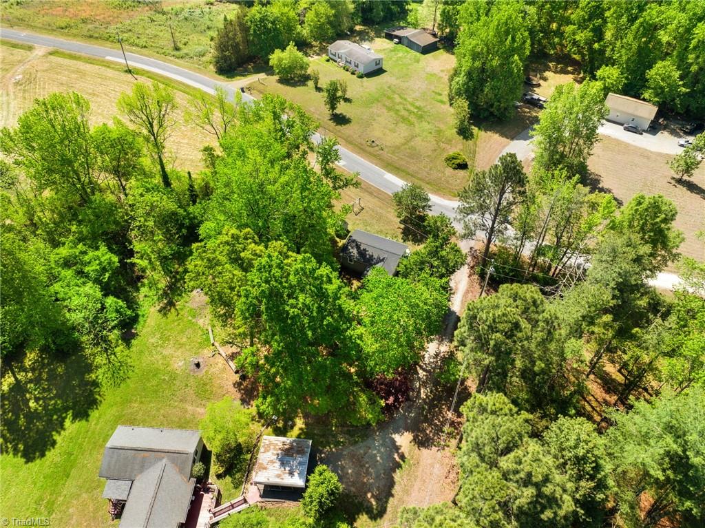 521 Cynthia Road Greensboro, NC 27406 - Photo 34 of 43