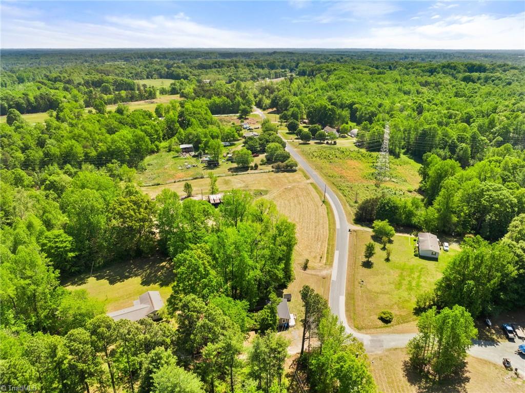 521 Cynthia Road Greensboro, NC 27406 - Photo 35 of 43