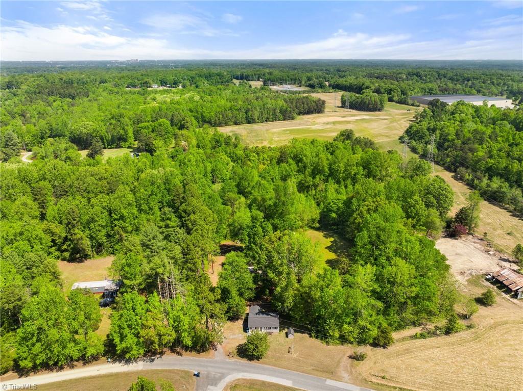 521 Cynthia Road Greensboro, NC 27406 - Photo 36 of 43