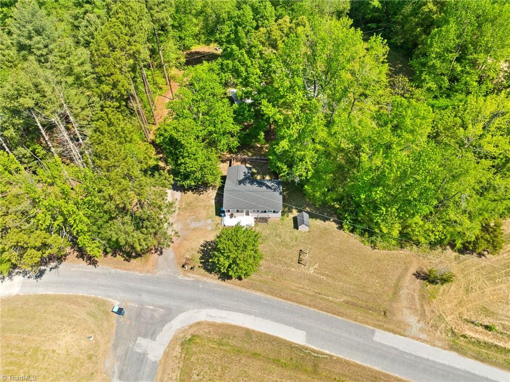 521 Cynthia Road Greensboro, NC 27406 - Photo 37 of 43