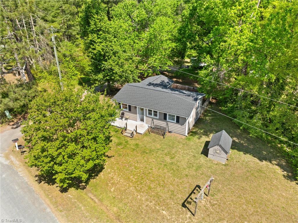 521 Cynthia Road Greensboro, NC 27406 - Photo 7 of 43