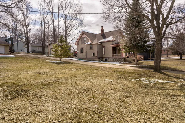 $224,900 | 304 Washington Avenue North, Battle Lake, MN 56515