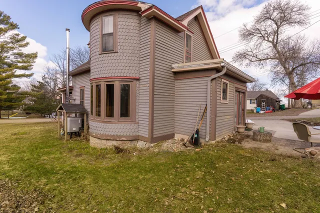 $224,900 | 304 Washington Avenue North, Battle Lake, MN 56515