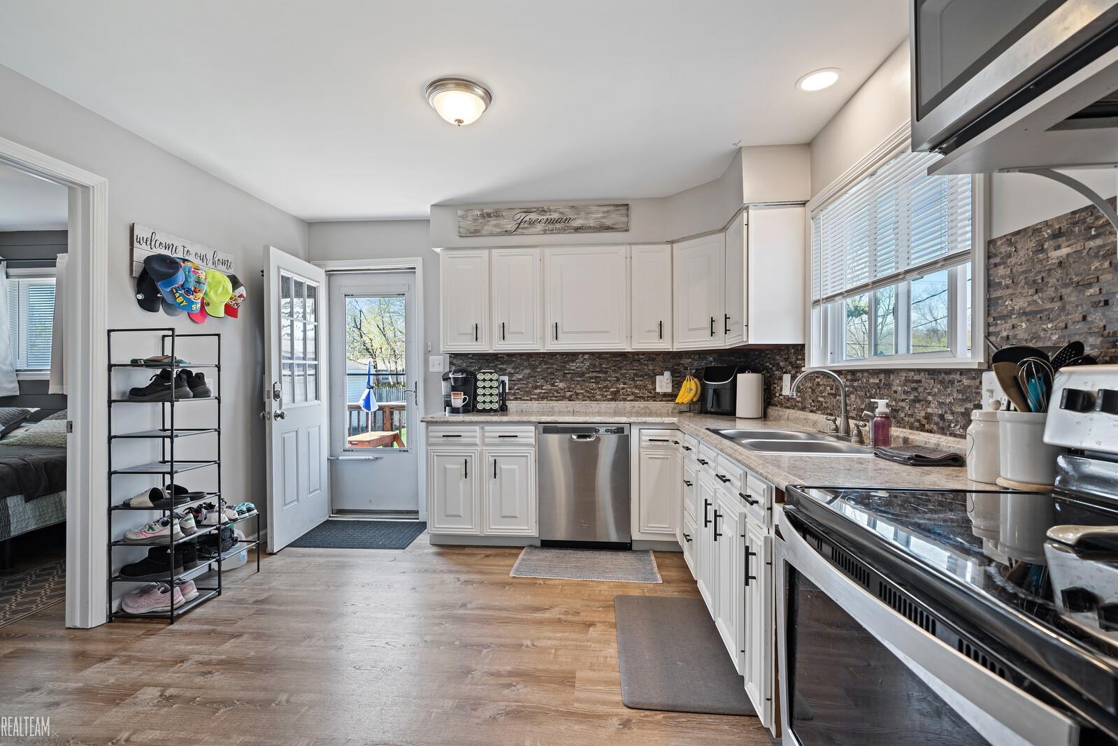 5099 Drayton Road Clarkston, MI 48346 - Photo 9 of 19