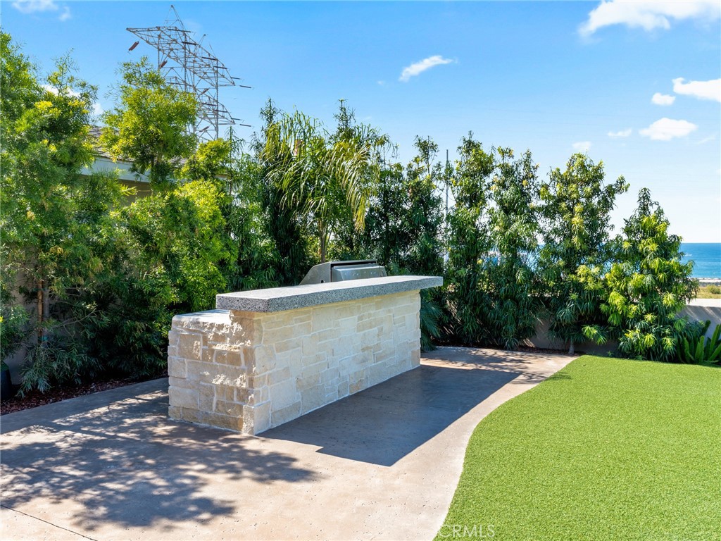 355 Hillcrest Street El Segundo, CA 90245 - Photo 15 of 62