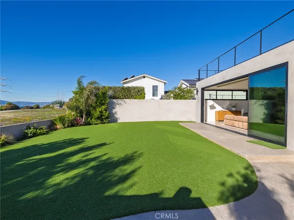 $3,350,000 | 355 Hillcrest Street, El Segundo, CA 90245
