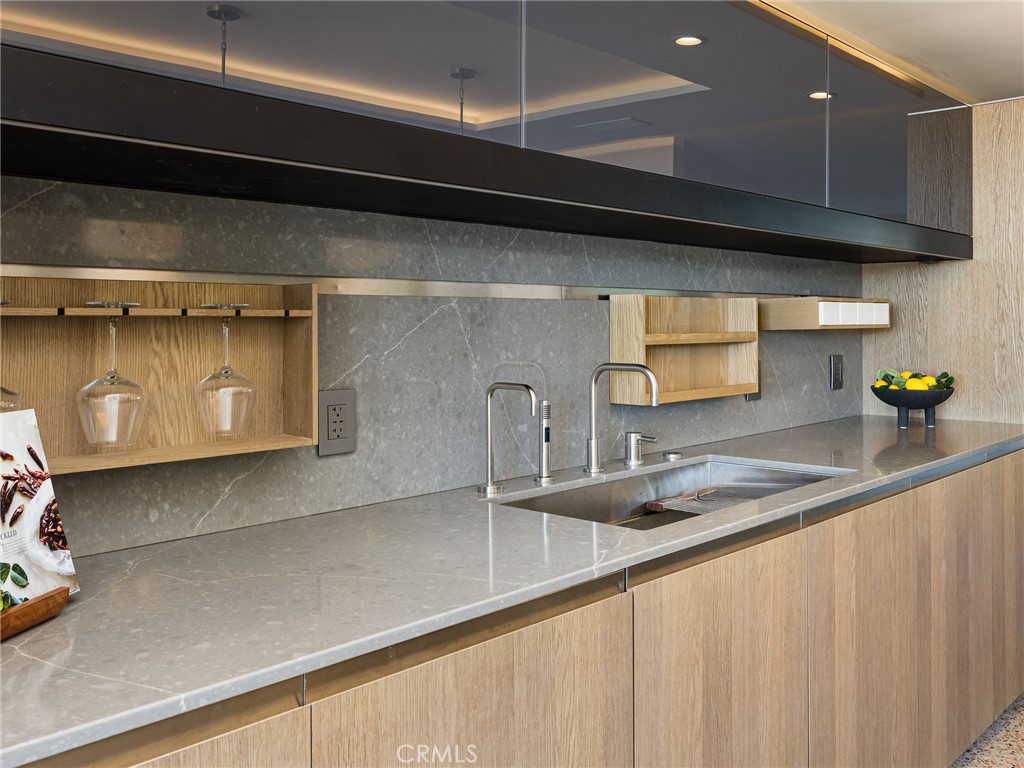 355 Hillcrest Street El Segundo, CA 90245 - Photo 23 of 62