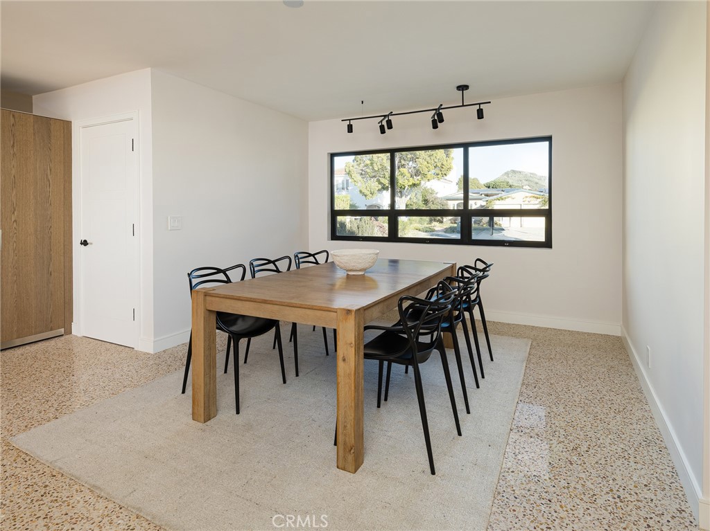 355 Hillcrest Street El Segundo, CA 90245 - Photo 33 of 62