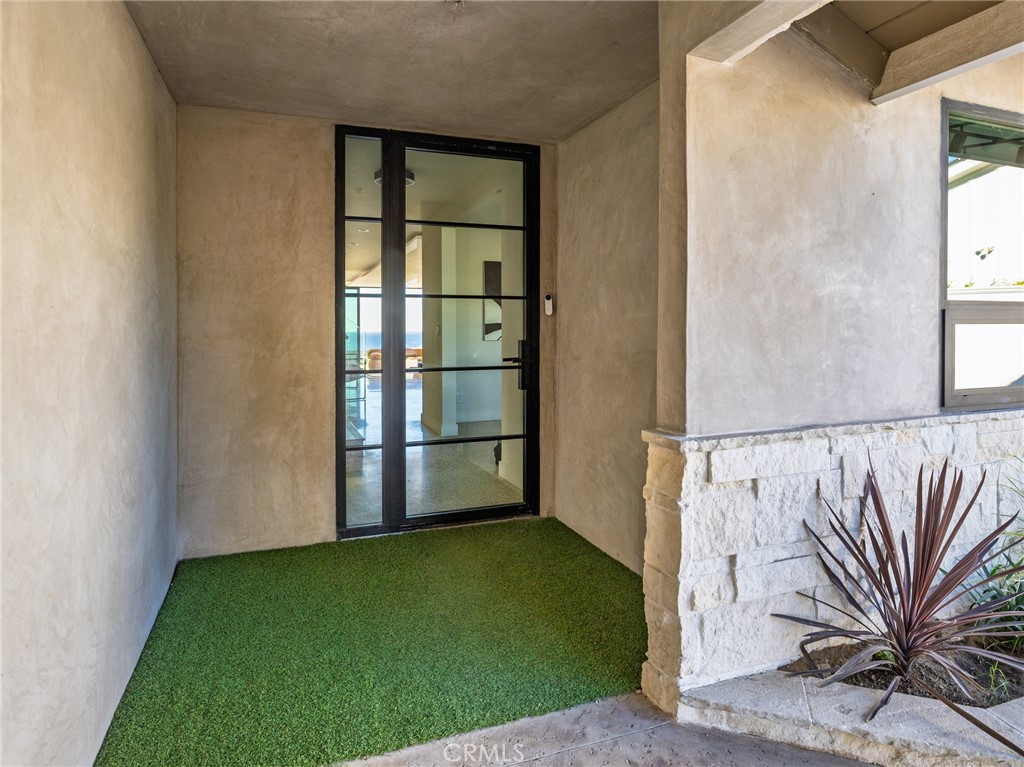 355 Hillcrest Street El Segundo, CA 90245 - Photo 4 of 62