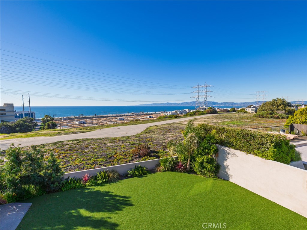 355 Hillcrest Street El Segundo, CA 90245 - Photo 41 of 62