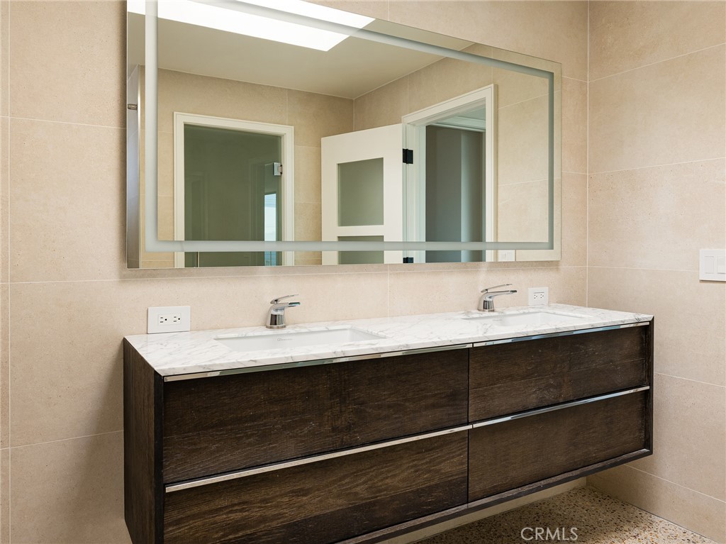 355 Hillcrest Street El Segundo, CA 90245 - Photo 44 of 62