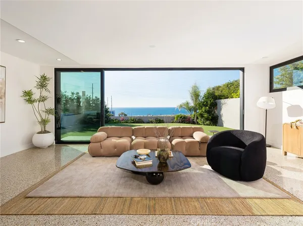 $3,350,000 | 355 Hillcrest Street, El Segundo, CA 90245