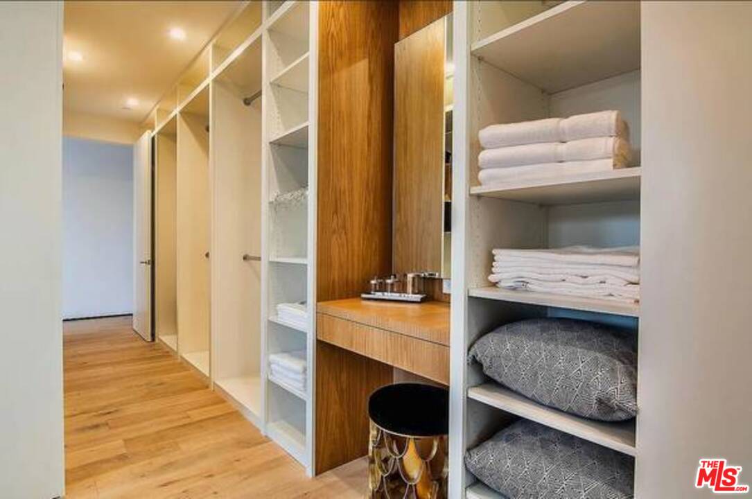 2021 Walnut Avenue Venice, CA 90291 - Photo 21 of 23 a en suite bathroom with a sink and a mirror