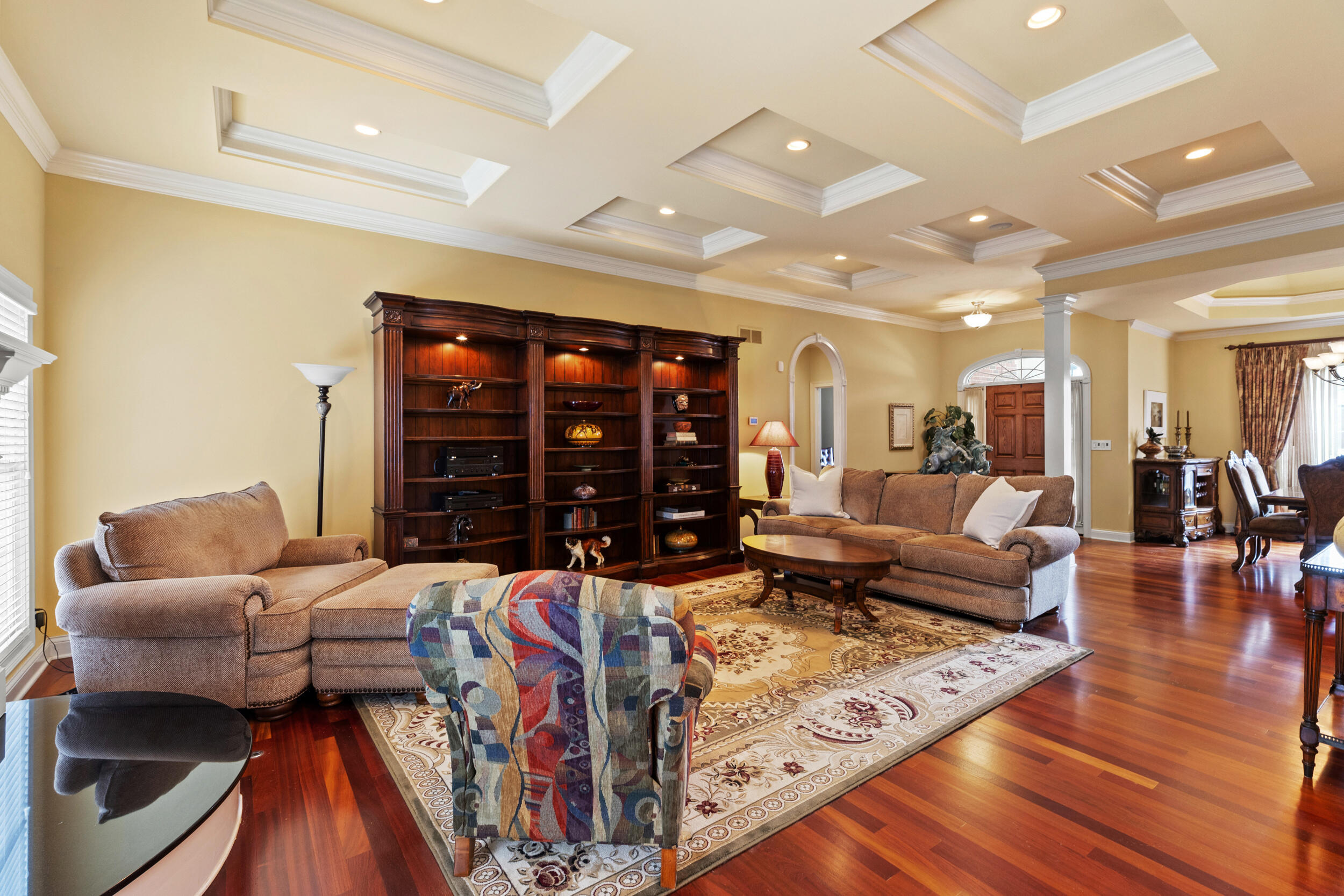 2517 Ridgefield Lane Lexington, KY 40509 - Photo 7 of 38 Living Room