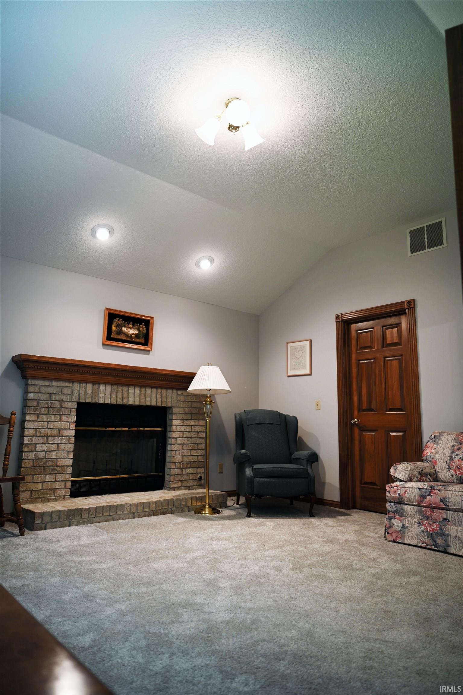 12405 Doty Road New Haven, IN 46774 - Photo 10 of 46