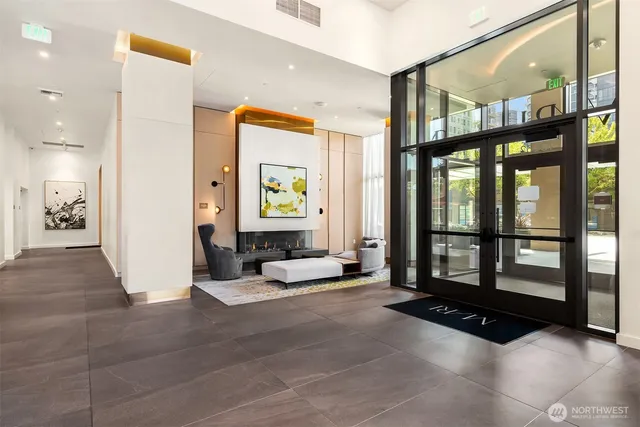 $4,900 | 10232 Northeast 10th Street, Unit 509, Bellevue, WA 98004