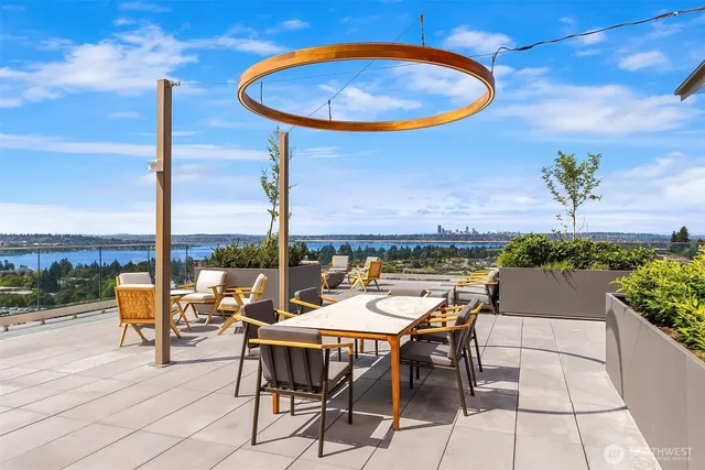 $4,900 | 10232 Northeast 10th Street, Unit 509, Bellevue, WA 98004