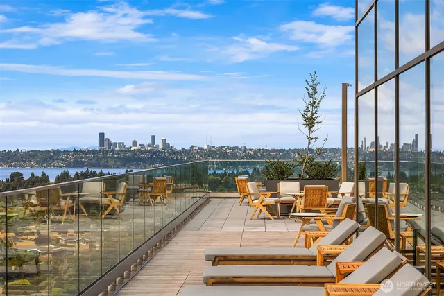 $4,900 | 10232 Northeast 10th Street, Unit 509, Bellevue, WA 98004