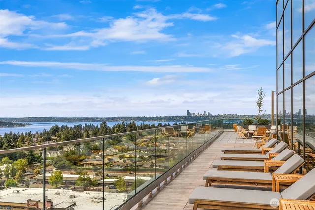 $4,900 | 10232 Northeast 10th Street, Unit 509, Bellevue, WA 98004