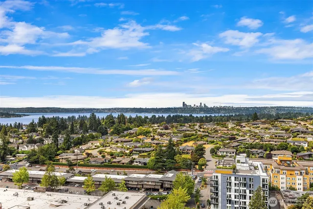 $4,900 | 10232 Northeast 10th Street, Unit 509, Bellevue, WA 98004