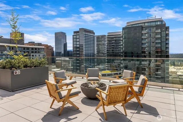 $4,900 | 10232 Northeast 10th Street, Unit 509, Bellevue, WA 98004