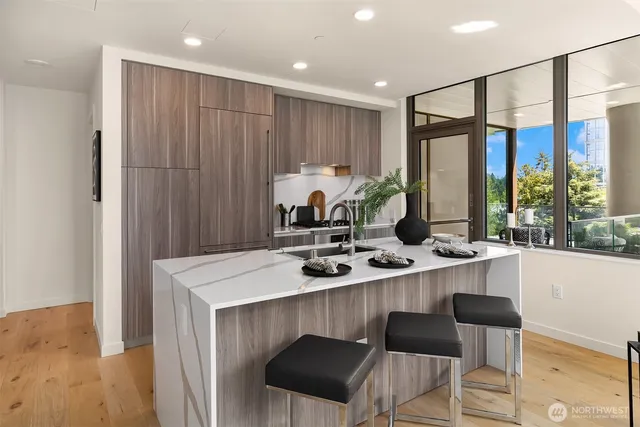 $4,900 | 10232 Northeast 10th Street, Unit 509, Bellevue, WA 98004