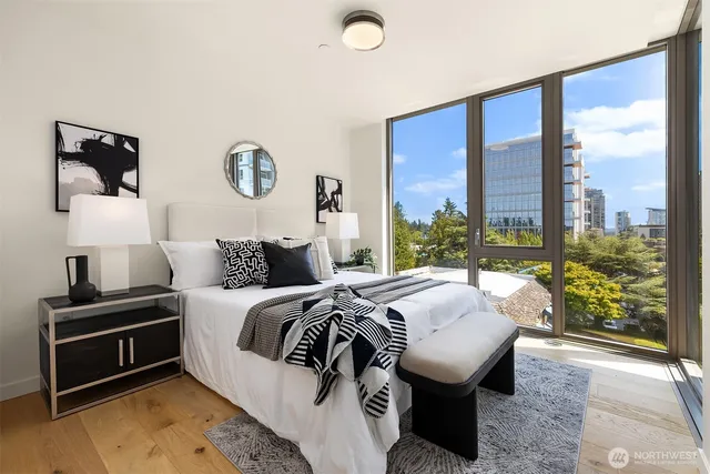 $4,900 | 10232 Northeast 10th Street, Unit 509, Bellevue, WA 98004