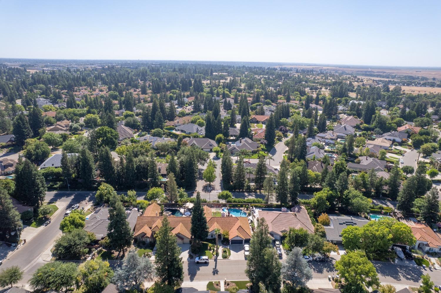 692 East Blue Ridge Road Fresno, CA 93725 - Photo 65 of 68 a view of a city