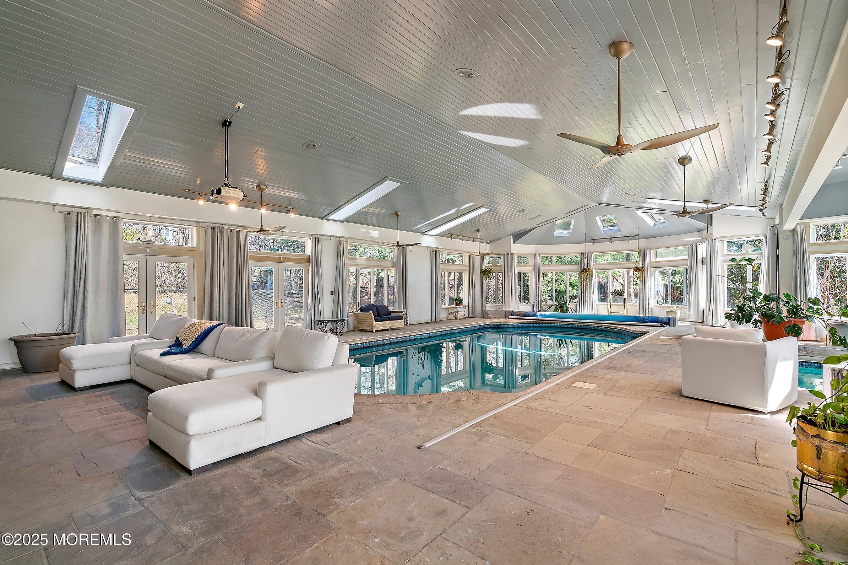 4 Colts Drive Holmdel, NJ 07733 - Photo 20 of 44 2c20b0a2-9432-42b2-a1b5-8904ba660ac2