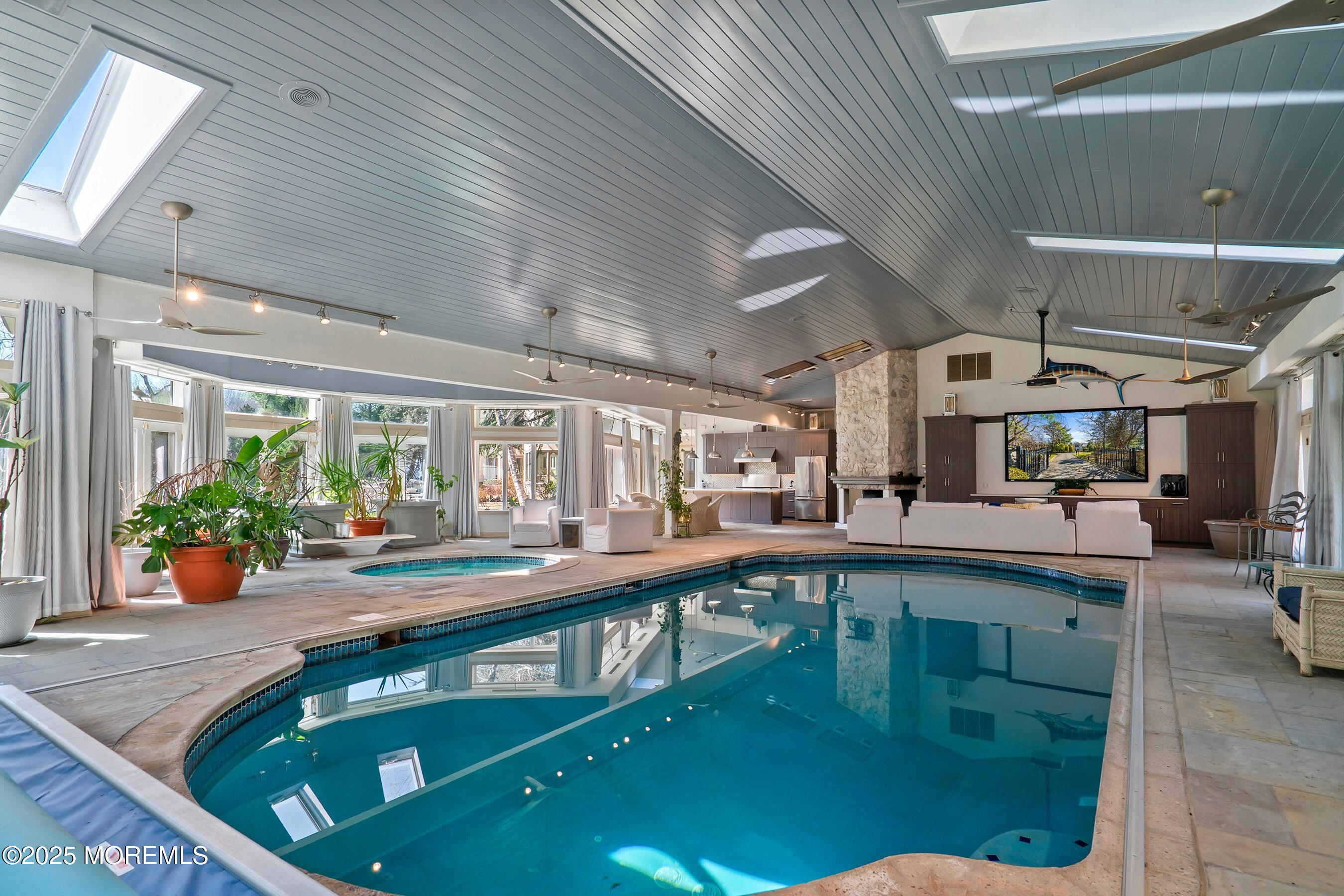 4 Colts Drive Holmdel, NJ 07733 - Photo 21 of 44 c08b43cb-921c-4ec2-a055-3bb5b14e7ebf