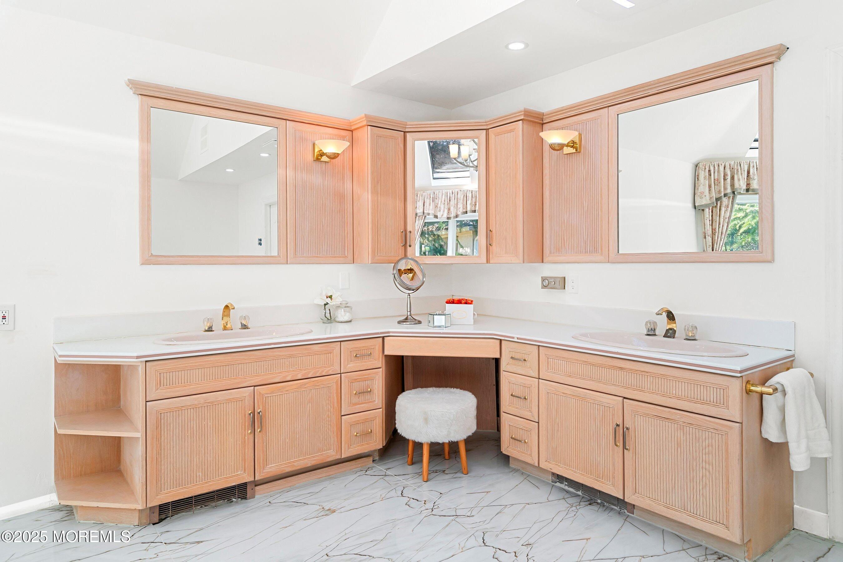 4 Colts Drive Holmdel, NJ 07733 - Photo 35 of 44 Bed 1 Bath C Baseboards