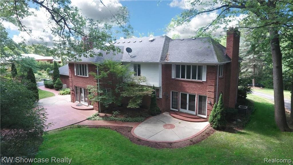 1900 East Valley Road Bloomfield Hills, MI 48304 - Photo 63 of 68