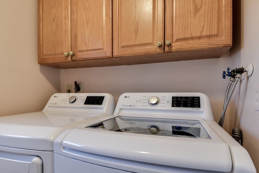 201 Salem End Road Framingham, MA 01702 - Photo 17 of 28 Gallery Image 17
