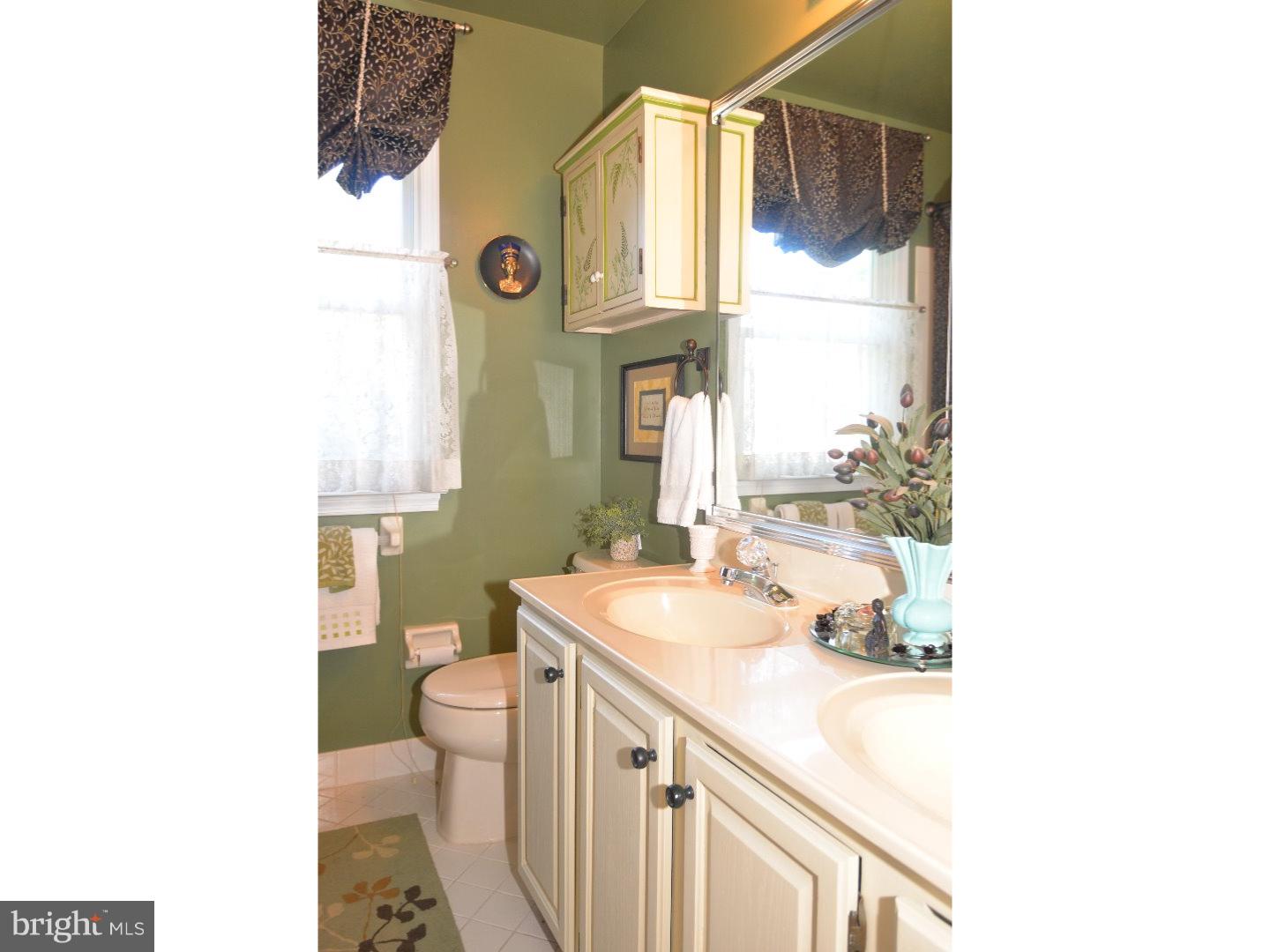 4801 Redfield Road Doylestown, PA 18902 - Photo 22 of 25 Bathroom