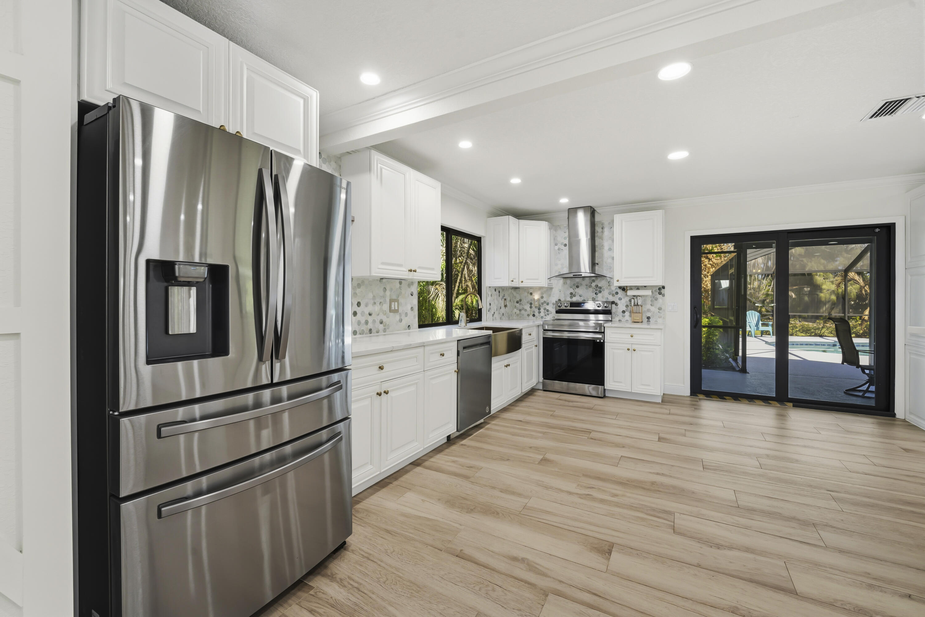 2225 Southeast Flanders Road Port St. Lucie, FL 34952 - Photo 17 of 45 Kitchen