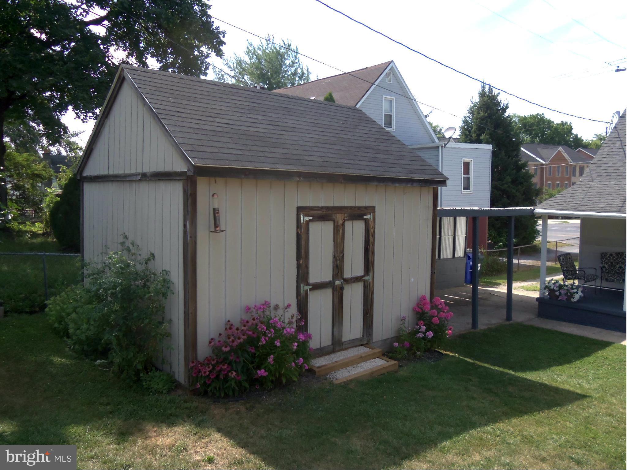 841 Security Road Hagerstown, MD 21740 - Photo 17 of 19 12x14 Shed w/loft