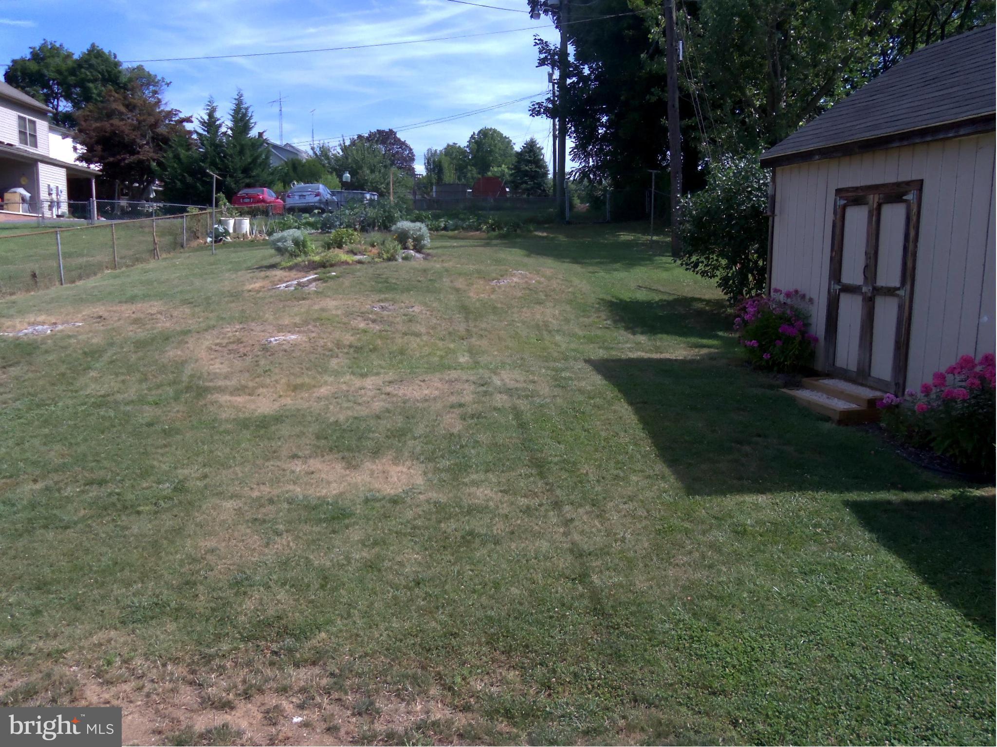 841 Security Road Hagerstown, MD 21740 - Photo 5 of 19 Fenced rear Yard