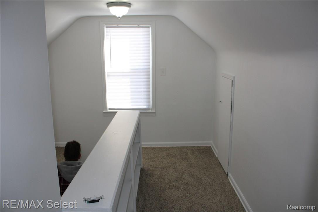 4517 Pengelly Road Flint, MI 48507 - Photo 9 of 14 IMG_8713.JPG