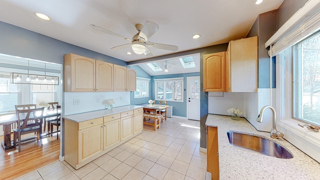 68 Spring Street Wakefield, MA 01880 - Photo 13 of 38