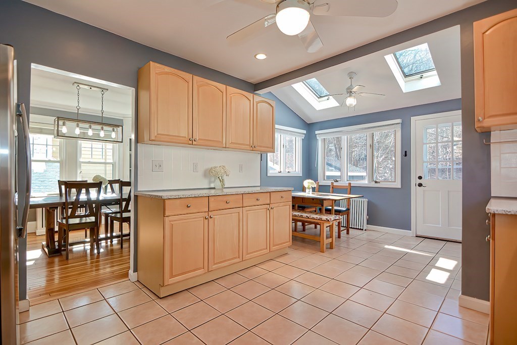 68 Spring Street Wakefield, MA 01880 - Photo 14 of 38