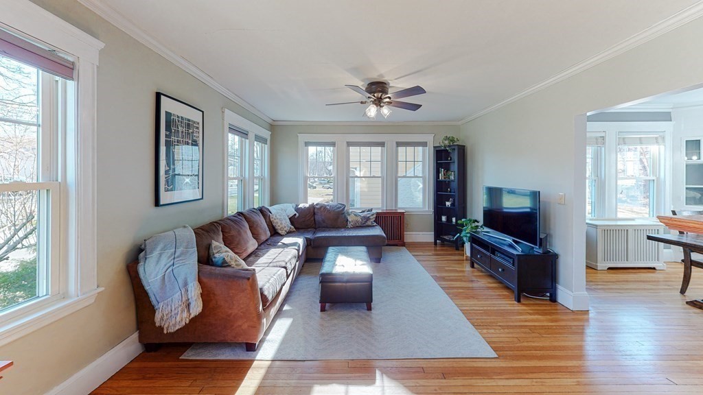 68 Spring Street Wakefield, MA 01880 - Photo 6 of 38