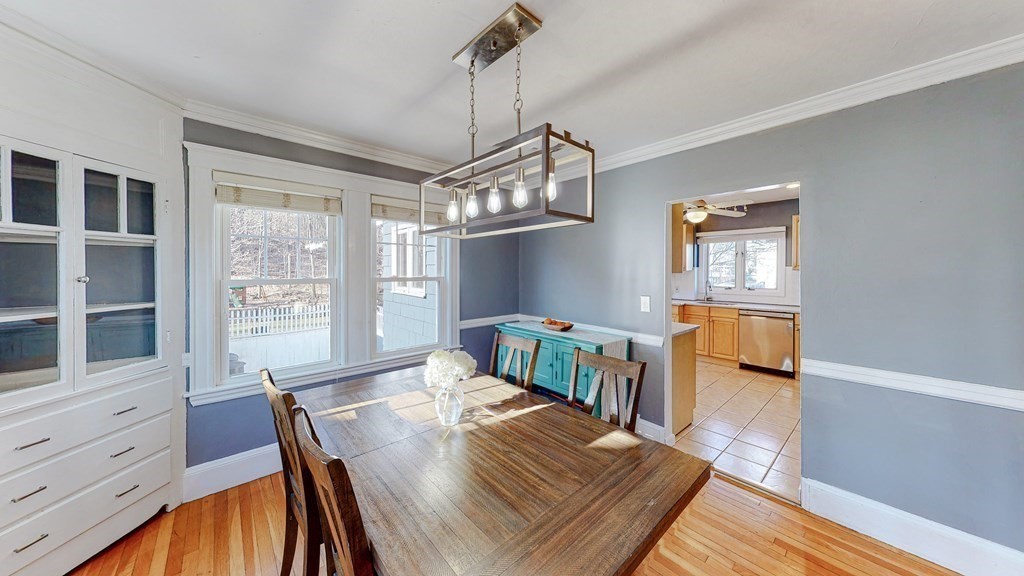 68 Spring Street Wakefield, MA 01880 - Photo 9 of 38