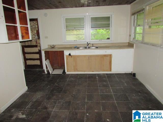 245 First Ave Pinecrest Anniston, AL 36201 - Photo 10 of 13