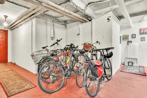 $679,000 | 393 Broadway, Unit 10, Cambridge, MA 02139
