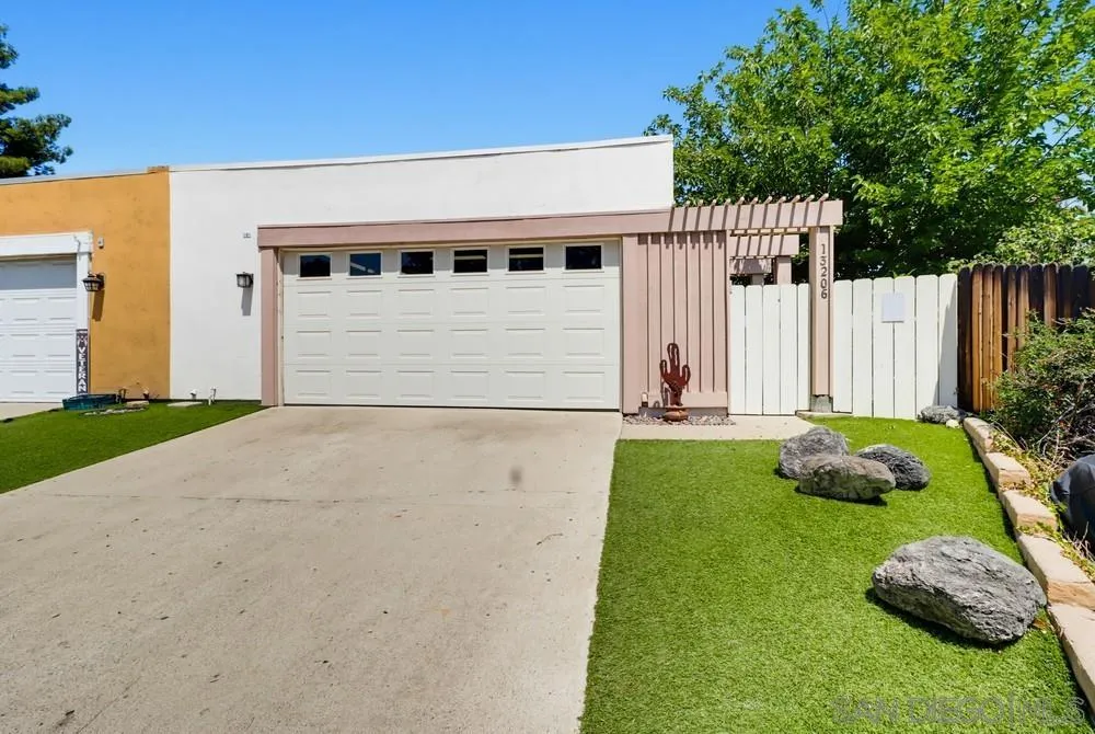 13206 Saddle Ridge Road Lakeside, CA 92040 - Photo 4 of 37 Gallery Image 4