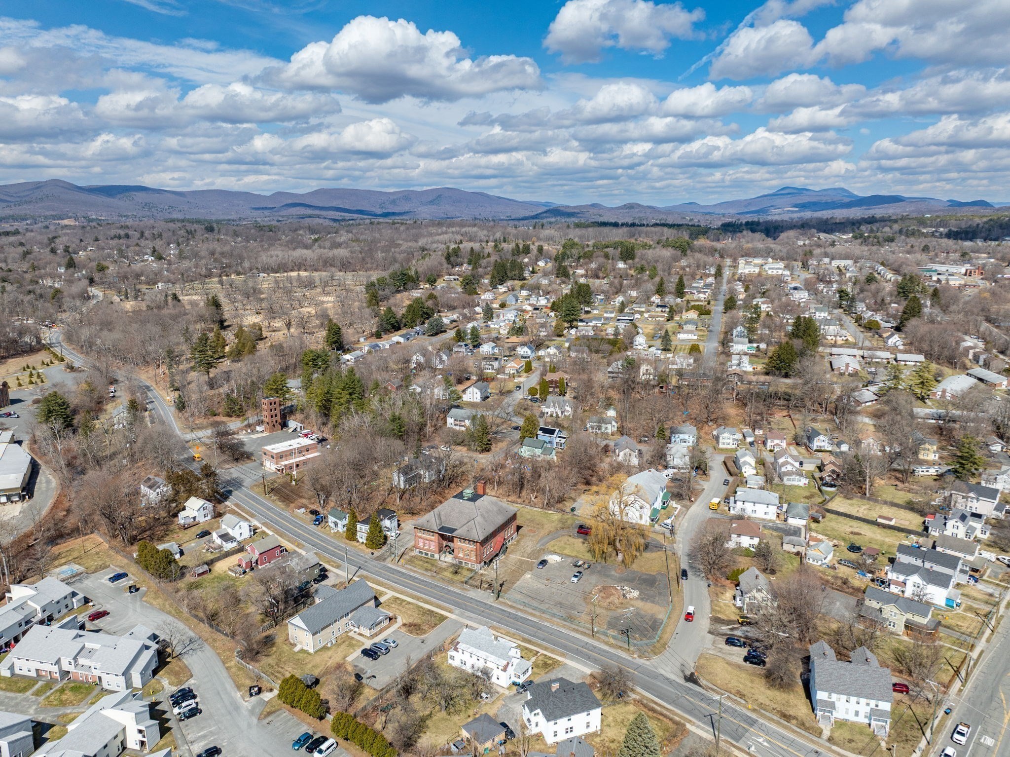 40 Pecks Road Pittsfield, MA 01201 - Photo 9 of 36 Gallery Image 9